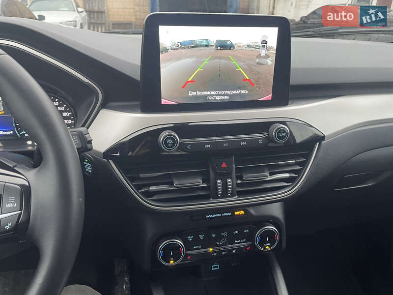 Внедорожник / Кроссовер Ford Escape 2022 в Чернигове