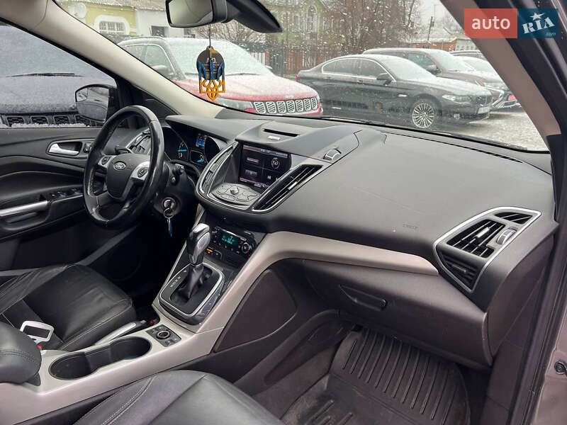 Внедорожник / Кроссовер Ford Escape 2012 в Полтаве