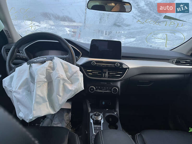 Внедорожник / Кроссовер Ford Escape 2020 в Львове