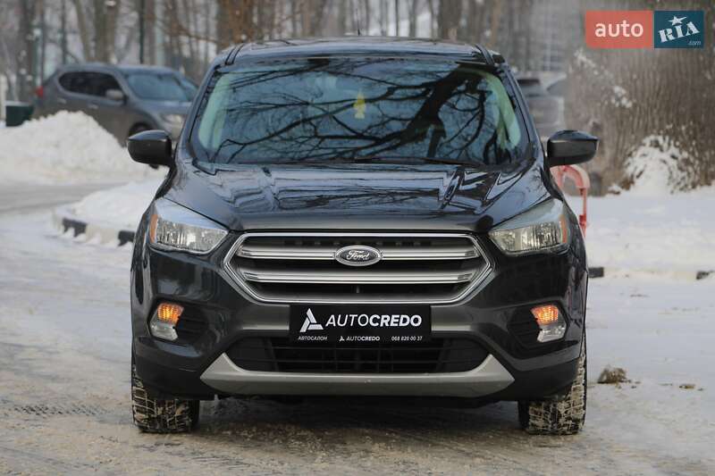 Внедорожник / Кроссовер Ford Escape 2016 в Харькове