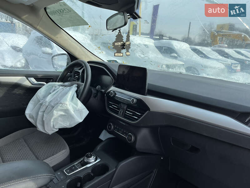 Внедорожник / Кроссовер Ford Escape 2020 в Львове