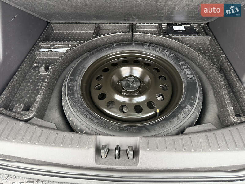 Позашляховик / Кросовер Ford Escape 2018 в Дубні фото 20 Позашляховик / Кросовер Ford Escape 2018 в Дубні