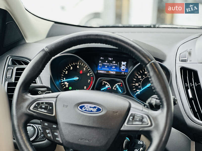 Позашляховик / Кросовер Ford Escape 2016 в Харкові