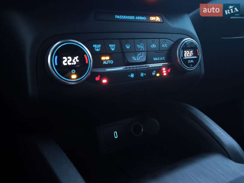 Позашляховик / Кросовер Ford Escape 2020 в Івано-Франківську