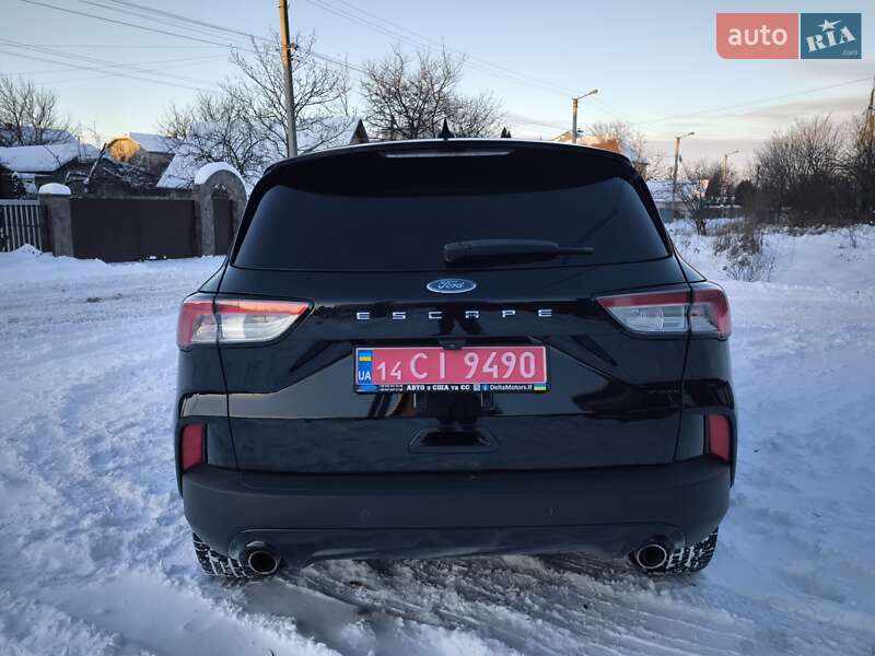 Позашляховик / Кросовер Ford Escape 2020 в Івано-Франківську
