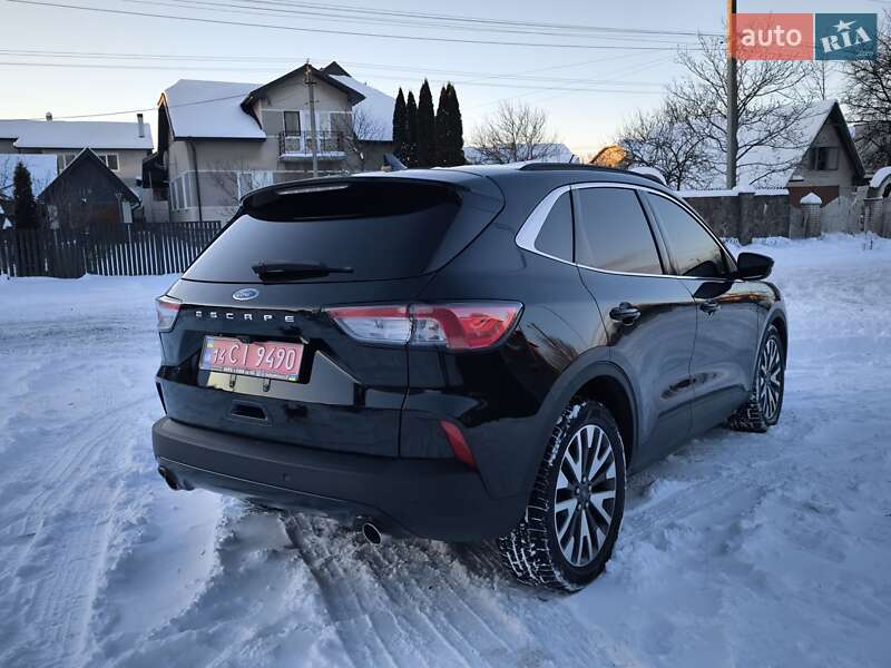 Позашляховик / Кросовер Ford Escape 2020 в Івано-Франківську