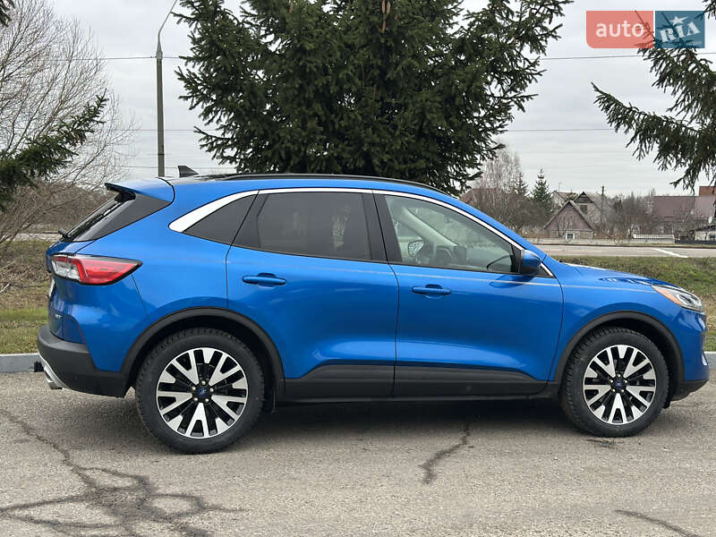 Внедорожник / Кроссовер Ford Escape 2020 в Житомире