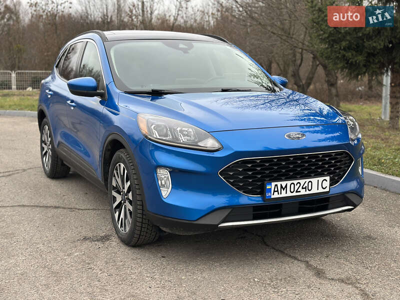 Внедорожник / Кроссовер Ford Escape 2020 в Житомире