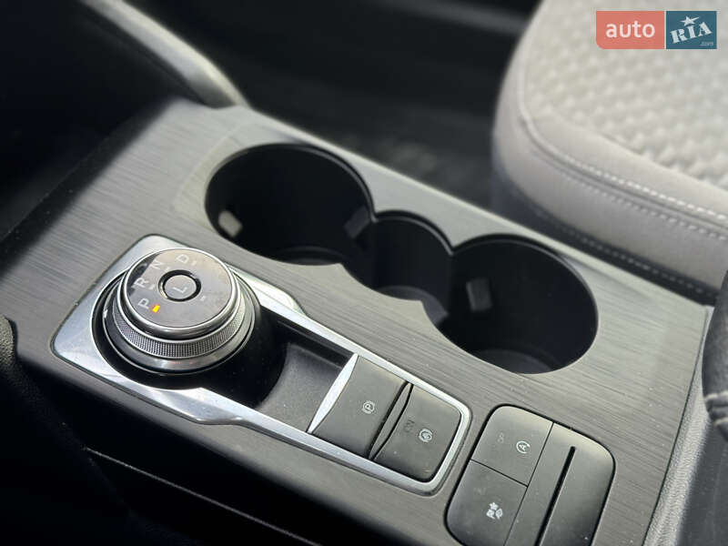 Внедорожник / Кроссовер Ford Escape 2019 в Умани