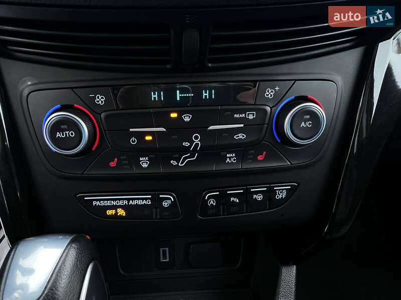 Позашляховик / Кросовер Ford Escape 2018 в Луцьку