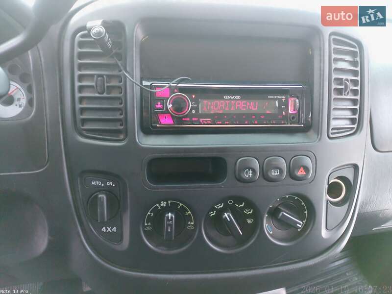 Внедорожник / Кроссовер Ford Escape 2002 в Кременце