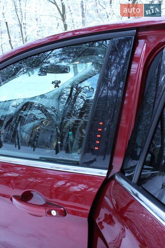 Внедорожник / Кроссовер Ford Escape 2016 в Чернигове