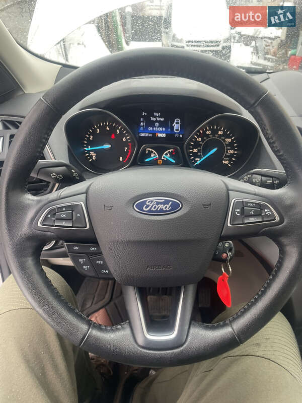 Позашляховик / Кросовер Ford Escape 2018 в Львові