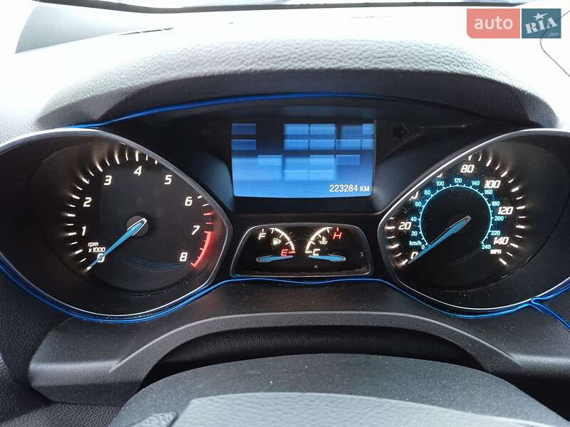 Позашляховик / Кросовер Ford Escape 2015 в Острозі фото 8 Позашляховик / Кросовер Ford Escape 2015 в Острозі