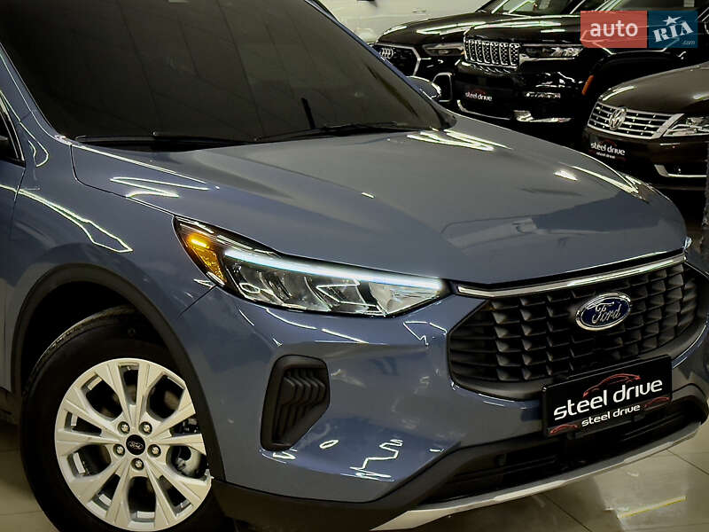Внедорожник / Кроссовер Ford Escape 2024 в Николаеве