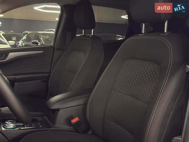 Внедорожник / Кроссовер Ford Escape 2024 в Николаеве