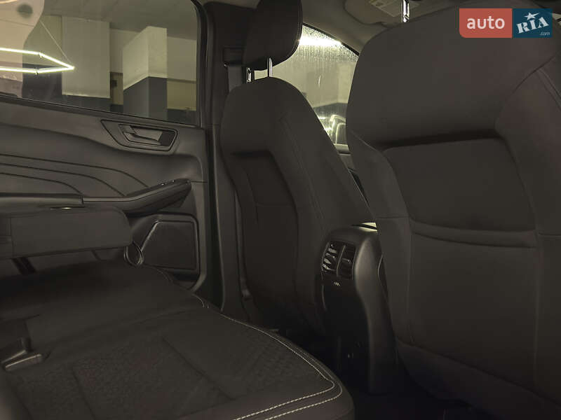 Внедорожник / Кроссовер Ford Escape 2024 в Николаеве