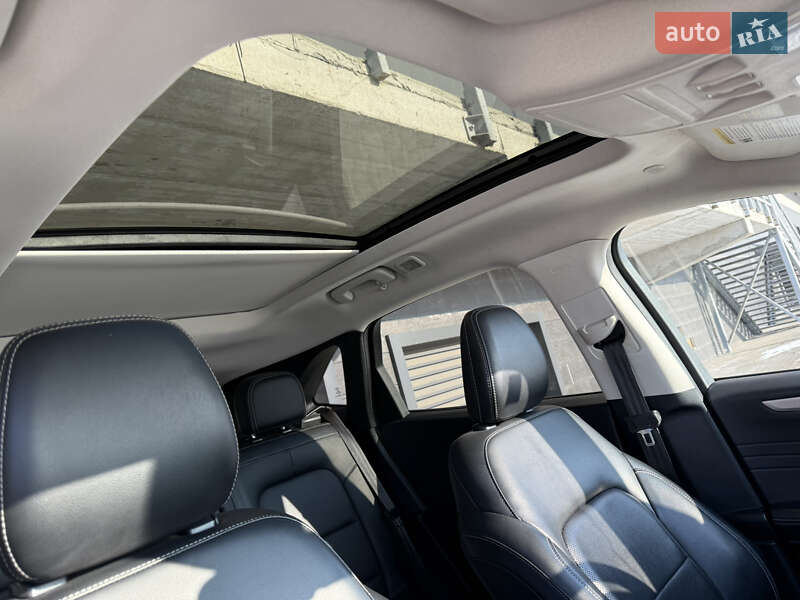 Внедорожник / Кроссовер Ford Escape 2021 в Киеве