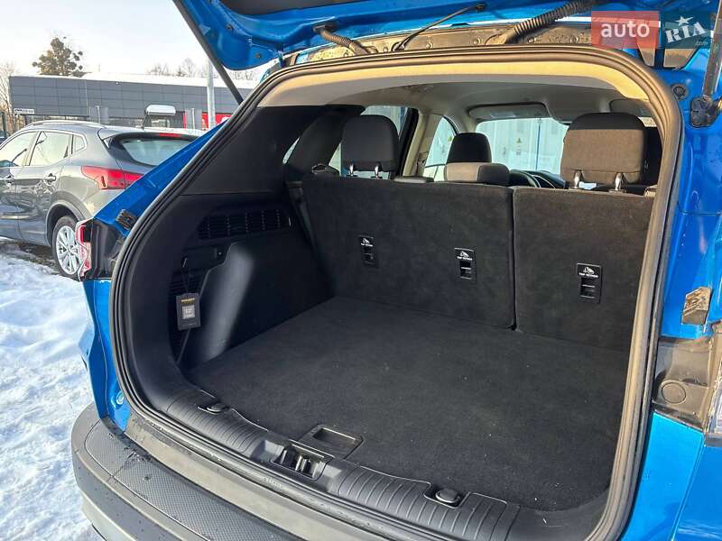 Позашляховик / Кросовер Ford Escape 2019 в Стрию