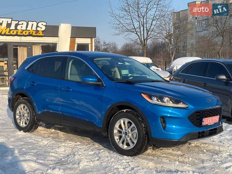 Позашляховик / Кросовер Ford Escape 2019 в Стрию