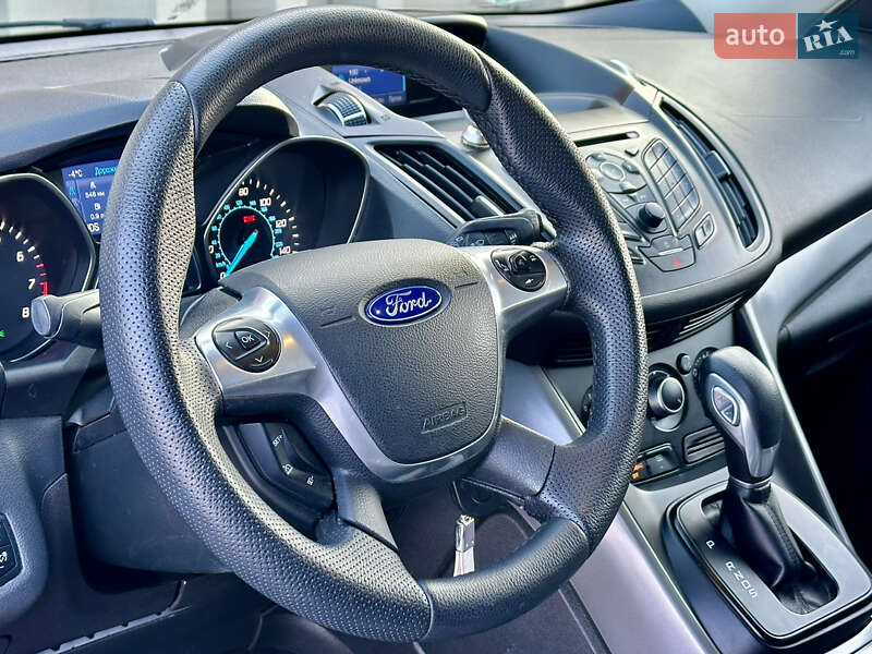 Позашляховик / Кросовер Ford Escape 2015 в Дрогобичі