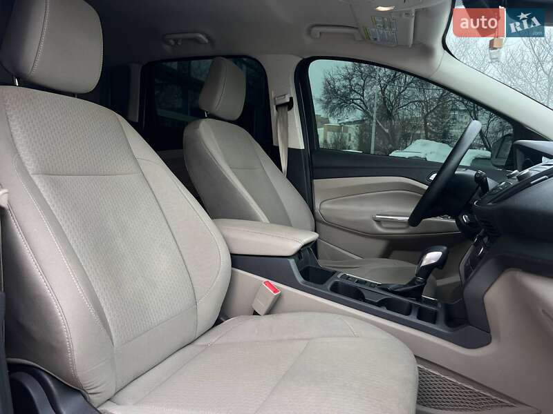 Внедорожник / Кроссовер Ford Escape 2018 в Ивано-Франковске