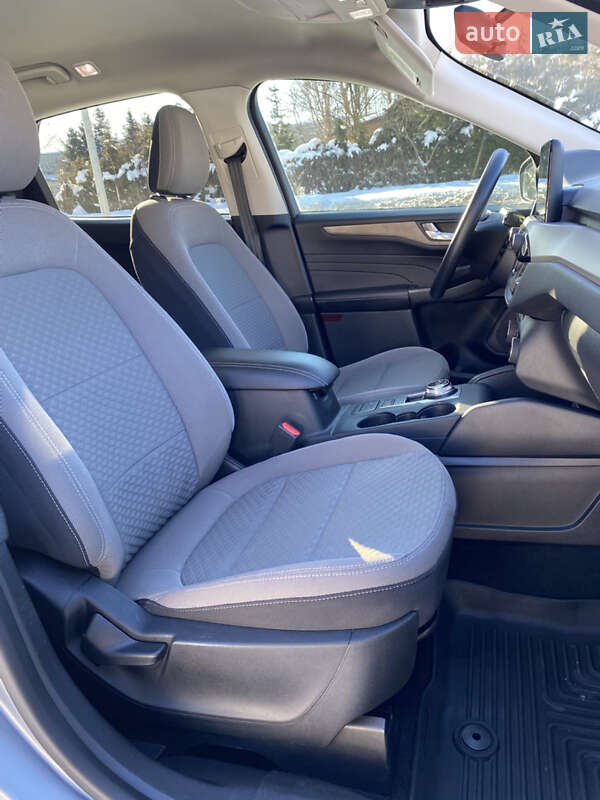 Внедорожник / Кроссовер Ford Escape 2021 в Львове