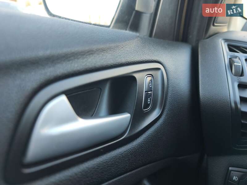 Позашляховик / Кросовер Ford Escape 2017 в Стрию фото 18 Позашляховик / Кросовер Ford Escape 2017 в Стрию