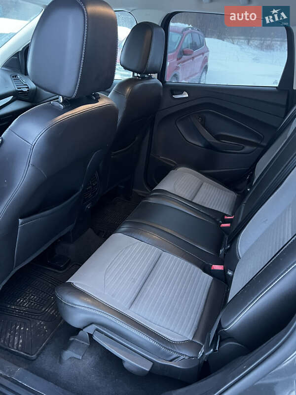 Позашляховик / Кросовер Ford Escape 2017 в Львові