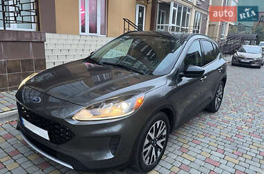 Позашляховик / Кросовер Ford Escape 2020 в Полтаві
