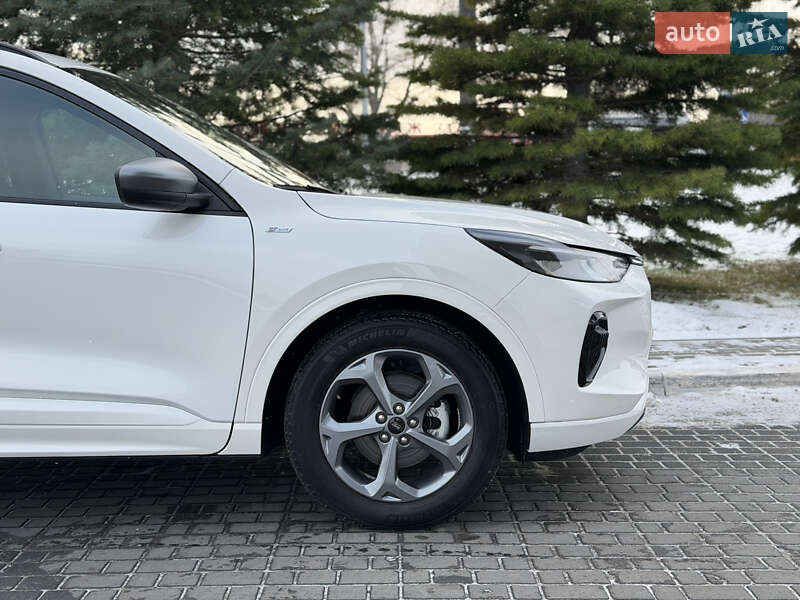 Позашляховик / Кросовер Ford Escape 2023 в Одесі