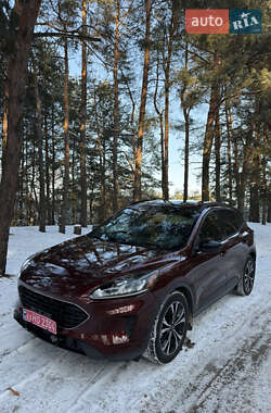 Позашляховик / Кросовер Ford Escape 2021 в Гайвороні