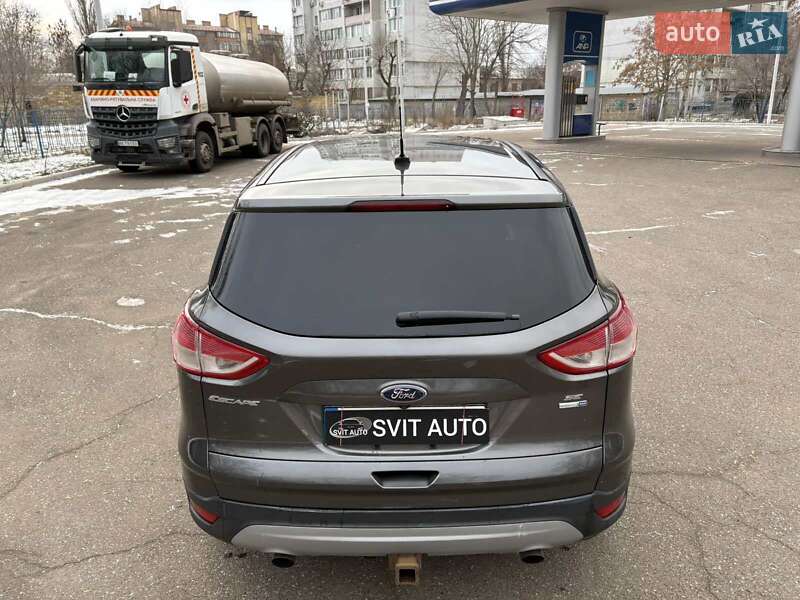 Внедорожник / Кроссовер Ford Escape 2015 в Николаеве