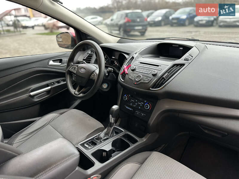 Позашляховик / Кросовер Ford Escape 2016 в Львові фото 29 Позашляховик / Кросовер Ford Escape 2016 в Львові