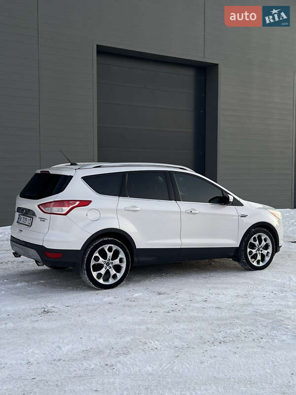 Внедорожник / Кроссовер Ford Escape 2016 в Сарнах