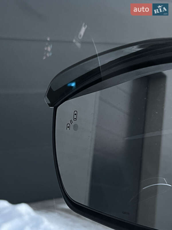 Внедорожник / Кроссовер Ford Escape 2016 в Сарнах