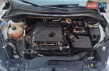 Позашляховик / Кросовер Ford Escape 2019 в Стрию