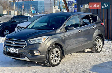 Внедорожник / Кроссовер Ford Escape 2017 в Черновцах