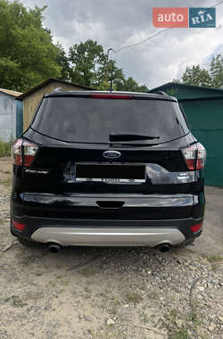 Внедорожник / Кроссовер Ford Escape 2018 в Киеве