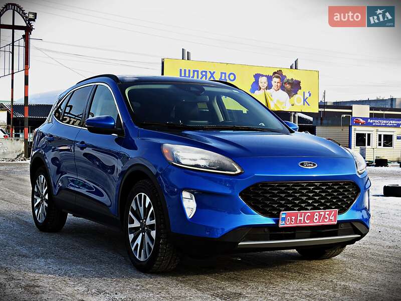 Позашляховик / Кросовер Ford Escape 2020 в Черкасах