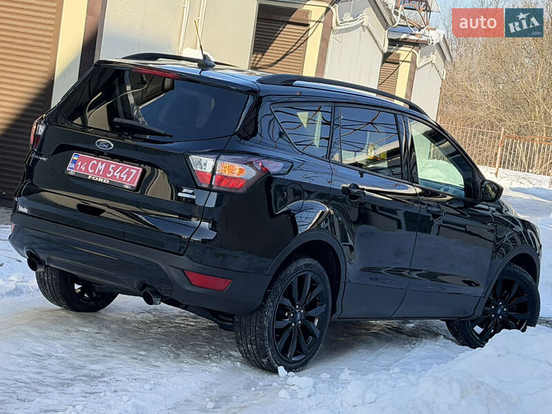 Позашляховик / Кросовер Ford Escape 2018 в Дрогобичі