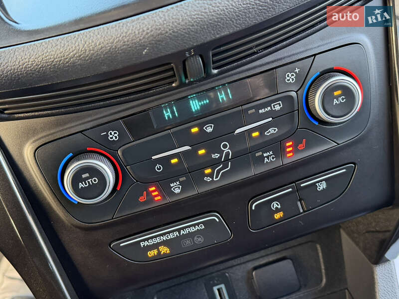 Позашляховик / Кросовер Ford Escape 2018 в Дрогобичі