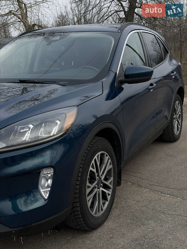 Позашляховик / Кросовер Ford Escape 2019 в Первомайську фото 4 Позашляховик / Кросовер Ford Escape 2019 в Первомайську