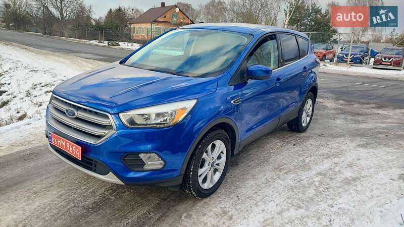 Позашляховик / Кросовер Ford Escape 2017 в Дубні фото Позашляховик / Кросовер Ford Escape 2017 в Дубні