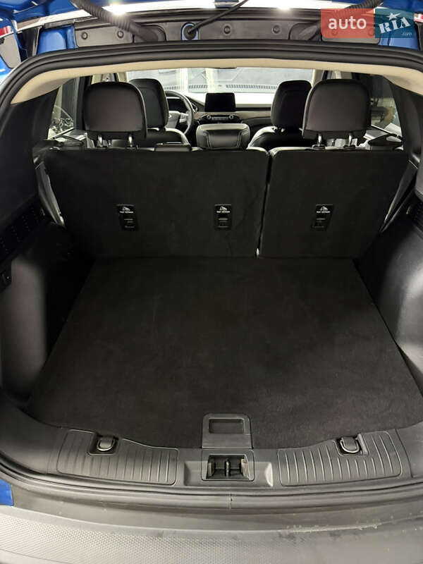 Позашляховик / Кросовер Ford Escape 2020 в Рівному