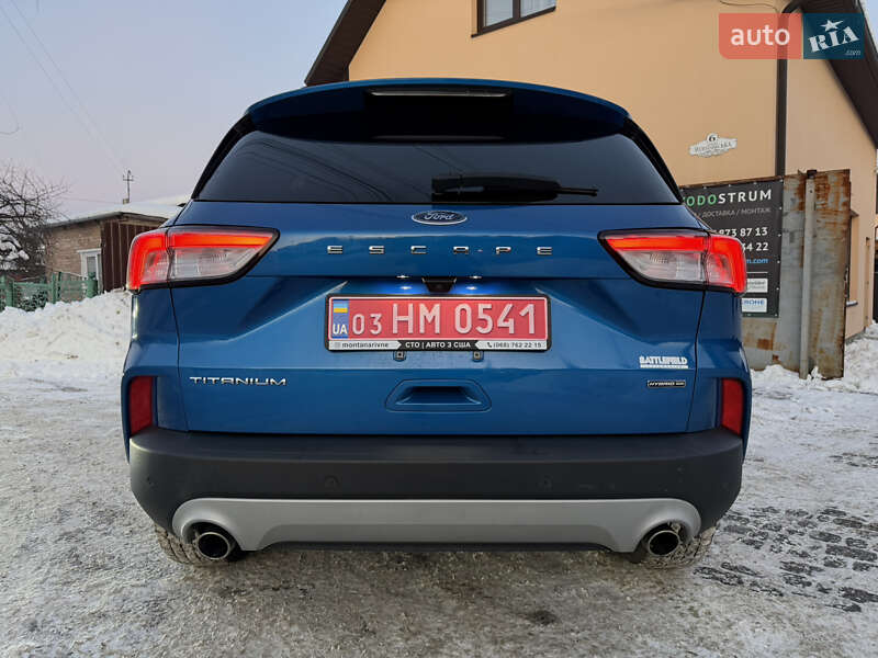 Позашляховик / Кросовер Ford Escape 2020 в Рівному