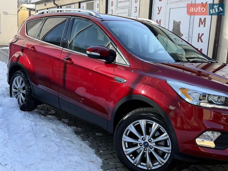 Позашляховик / Кросовер Ford Escape 2019 в Дрогобичі