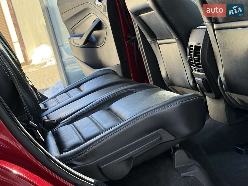 Позашляховик / Кросовер Ford Escape 2019 в Дрогобичі