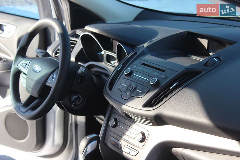 Позашляховик / Кросовер Ford Escape 2018 в Дніпрі