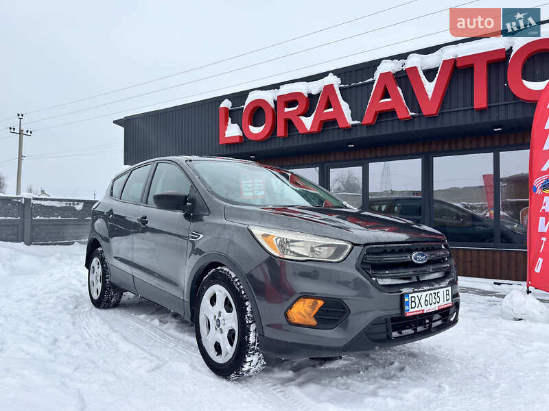 Внедорожник / Кроссовер Ford Escape 2016 в Остроге фото Внедорожник / Кроссовер Ford Escape 2016 в Остроге
